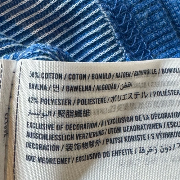 Abercrombie Kids Long Sleeve- Kids Size 9/10 - Picture 8 of 11